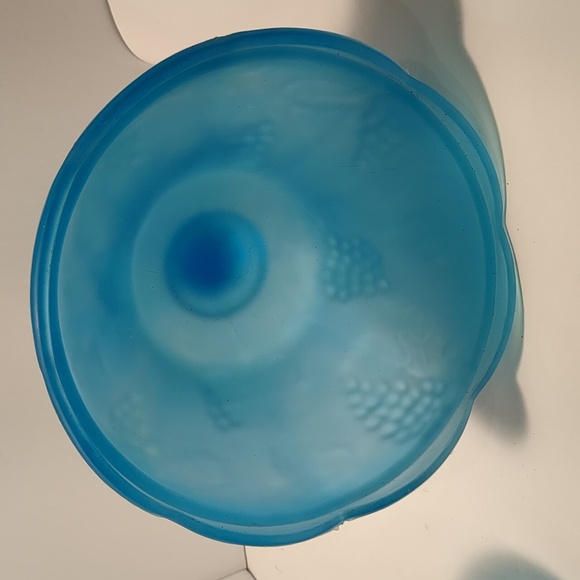 Vtg Indiana Glass frosted blue Pedestal Candy dish w/lid. Harvest grape. - Picture 5 of 11